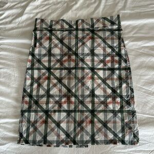 COS skirt with two front pockets